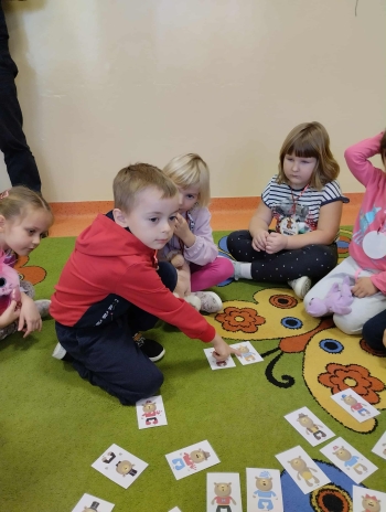 f757f1d3-cc6f-4dd2-8350-fea907545378