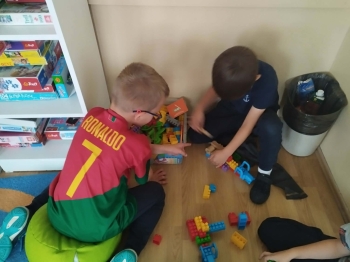 9af5231a-fa27-4c9e-84a4-f107f633027a