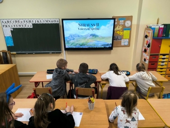 4532c4f1-c069-4c5b-bcef-f86db421bb6e